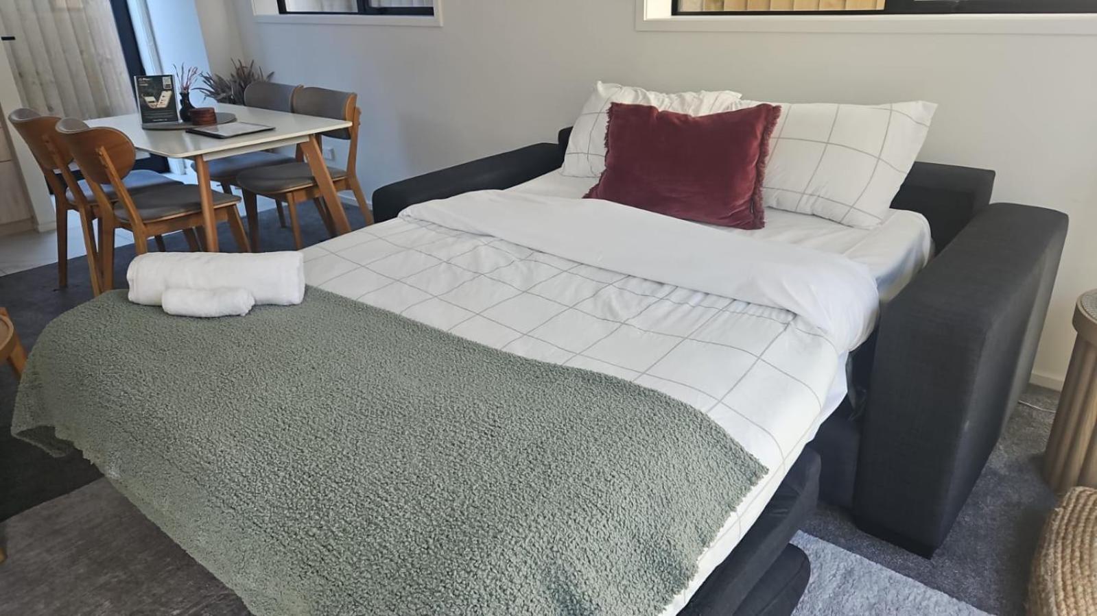 דירות כרייסטצ'רץ' Modern Townhouse Cashel Street 2 Bed 2 Bath מראה חיצוני תמונה